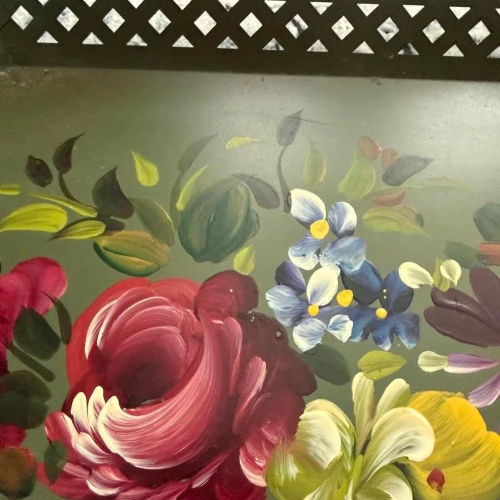 Vintage Nashco Green floral metal tray with handles